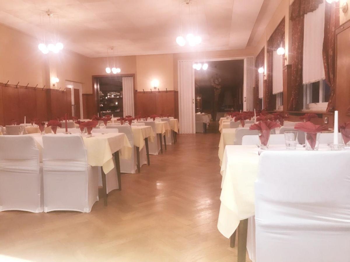 Hotel Pension Frankfurter Hof Homberg  エクステリア 写真
