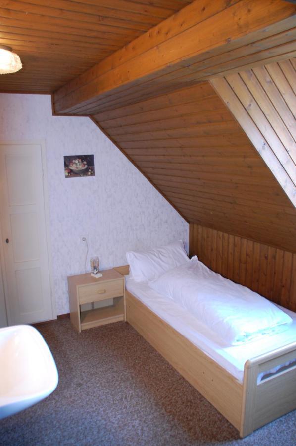 Hotel Pension Frankfurter Hof Homberg  エクステリア 写真